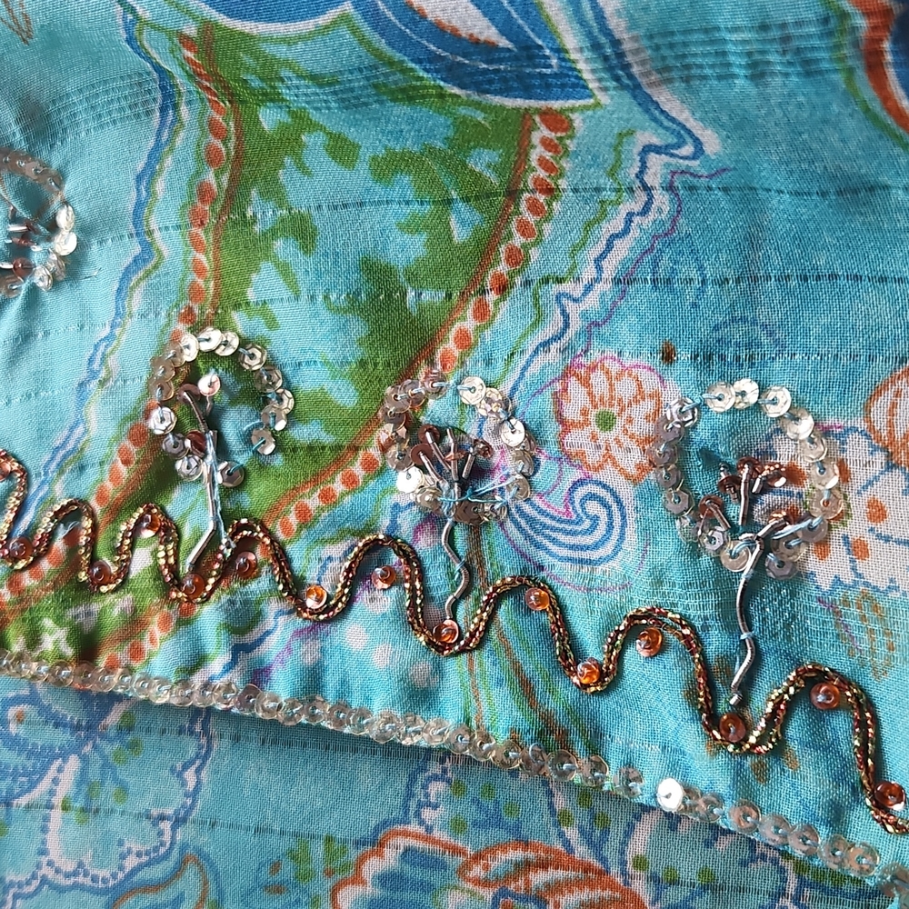Tunic - Picture 3 of 4